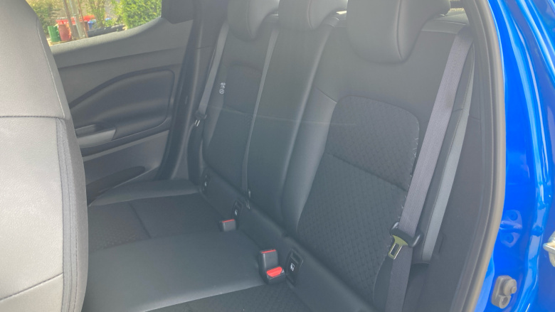 Nissan Juke 1.6 Hybrid N-Connecta 5dr Auto Hybrid Hatchback